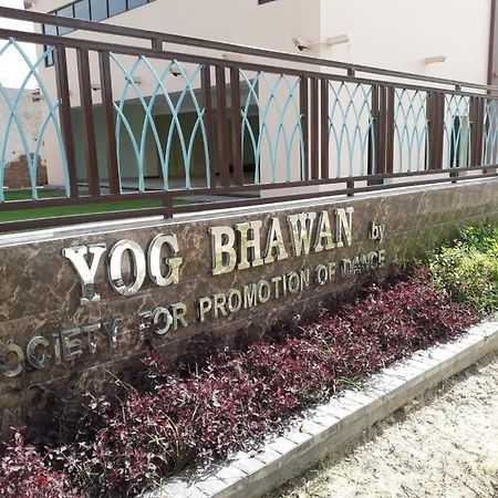 Yog Bhawan Aparthotel Greater Noida Ngoại thất bức ảnh