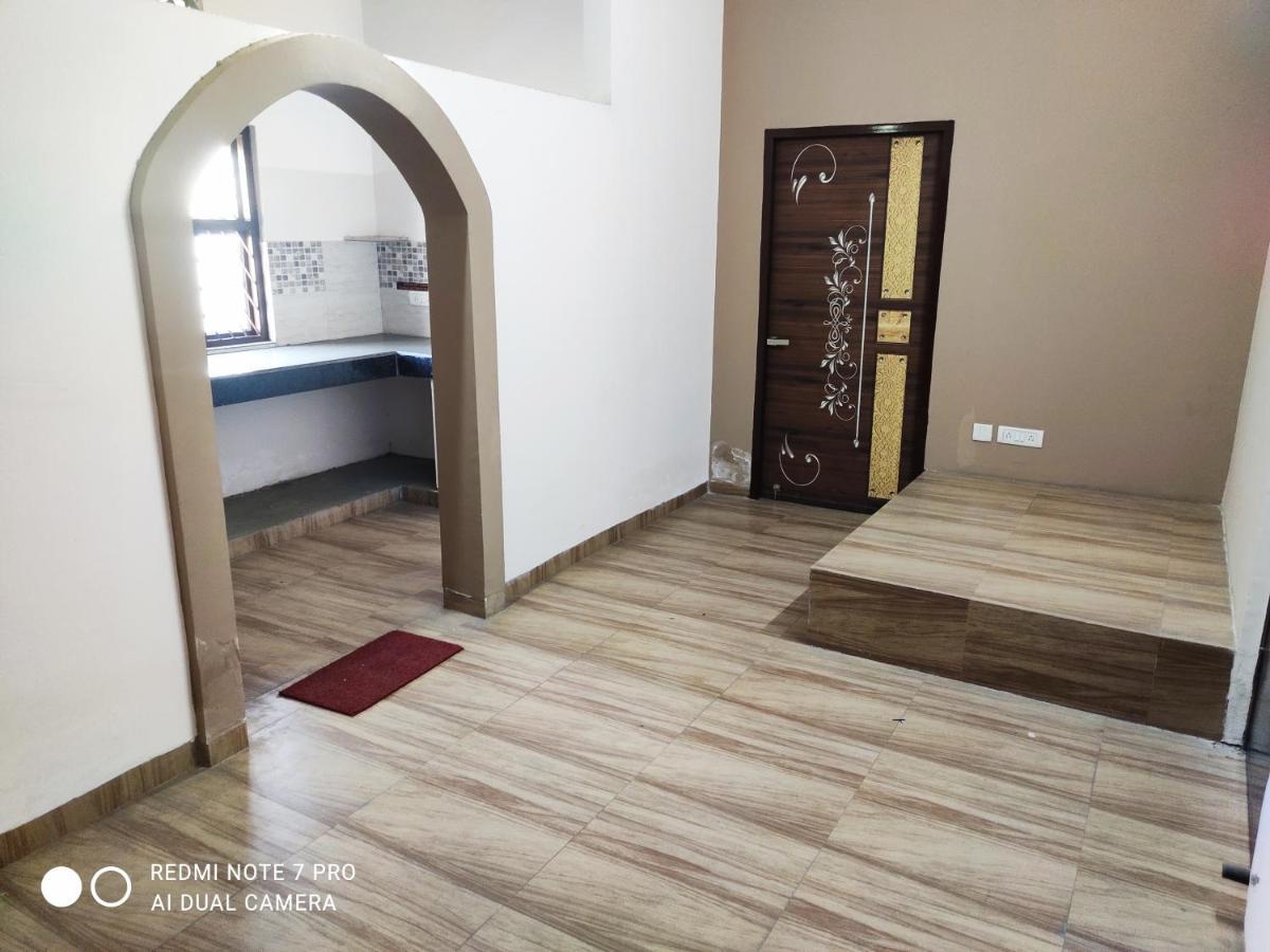 Yog Bhawan Aparthotel Greater Noida Ngoại thất bức ảnh