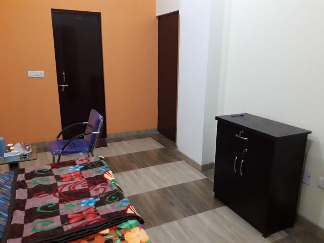 Yog Bhawan Aparthotel Greater Noida Ngoại thất bức ảnh